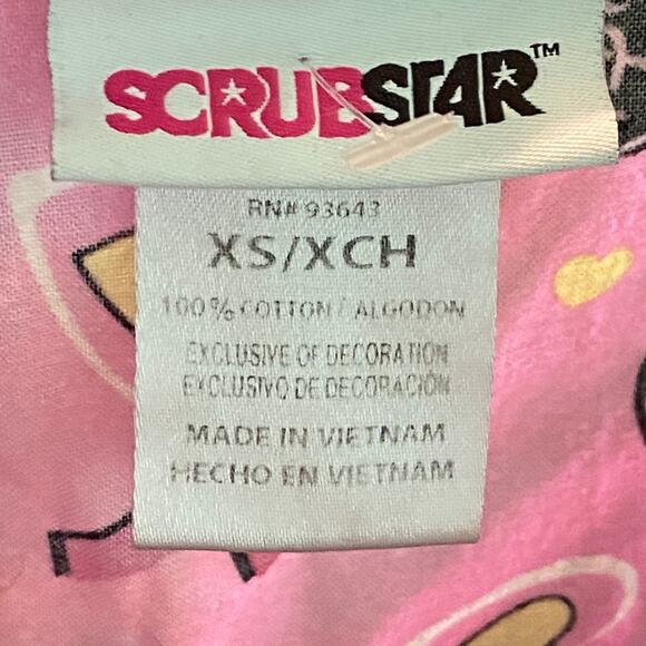 Scrub Star Top X Small Cancer Awareness Pink Ribbon Front Pockets Cap Sleeve - Picture 4 of 8